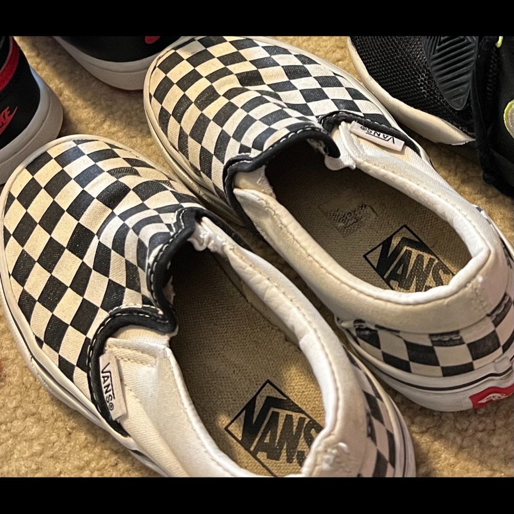 Kids checkered vans size 13